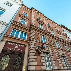 3* Affittacamere Hotel-pension Am Siegestor